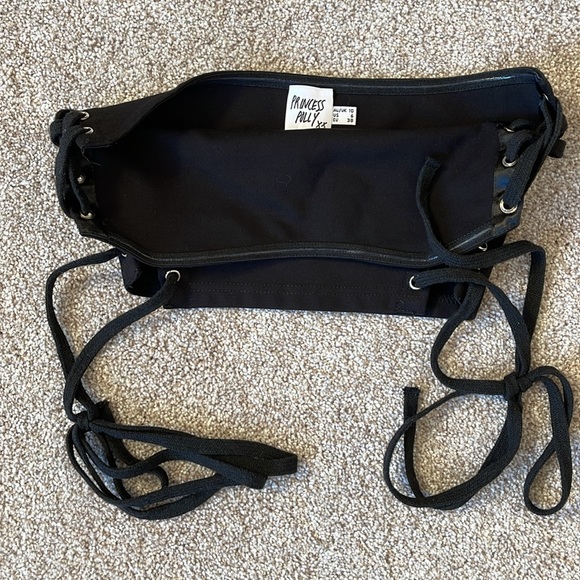 Princess Polly Black Lace Up Strapless Slim Fitting Tube Top Sz 6 - Picture 7 of 8